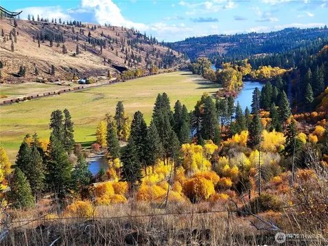 53 Highway 10 Cle Elum WA 98922