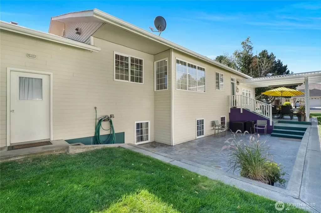 2176 Road 17.7 NW Ephrata WA 98823