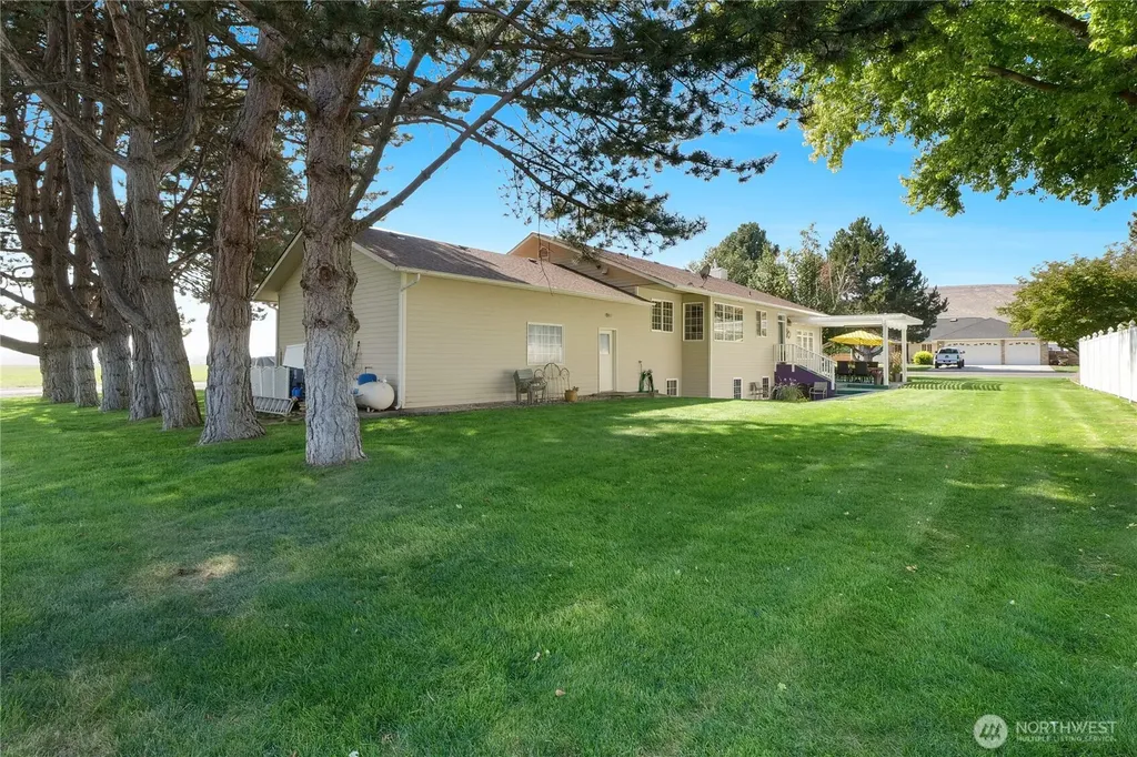 2176 Road 17.7 NW Ephrata WA 98823