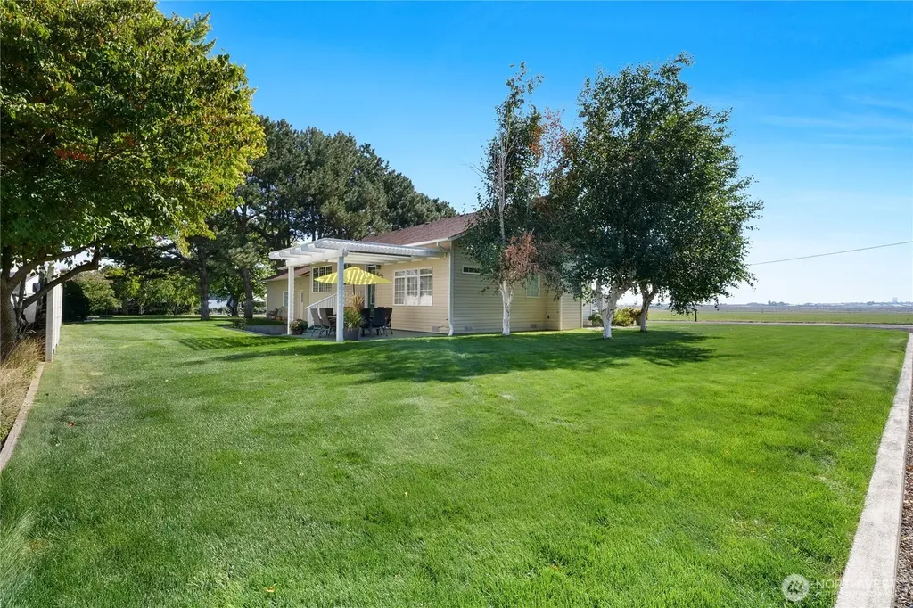 2176 Road 17.7 NW Ephrata WA 98823