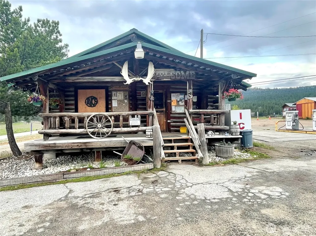 0 A Chopaka Way Tonasket WA 98855