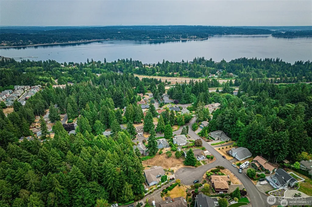 8110 Lorie Court NW Silverdale WA 98383