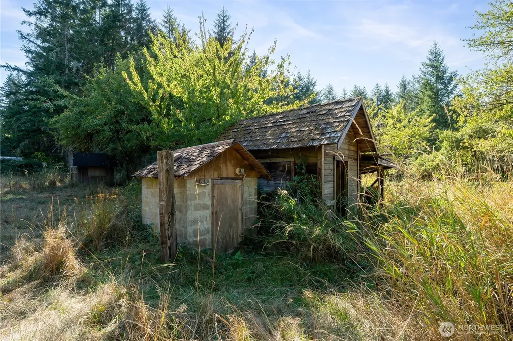 36716 Eatonville Cutoff Road E Eatonville WA 98328