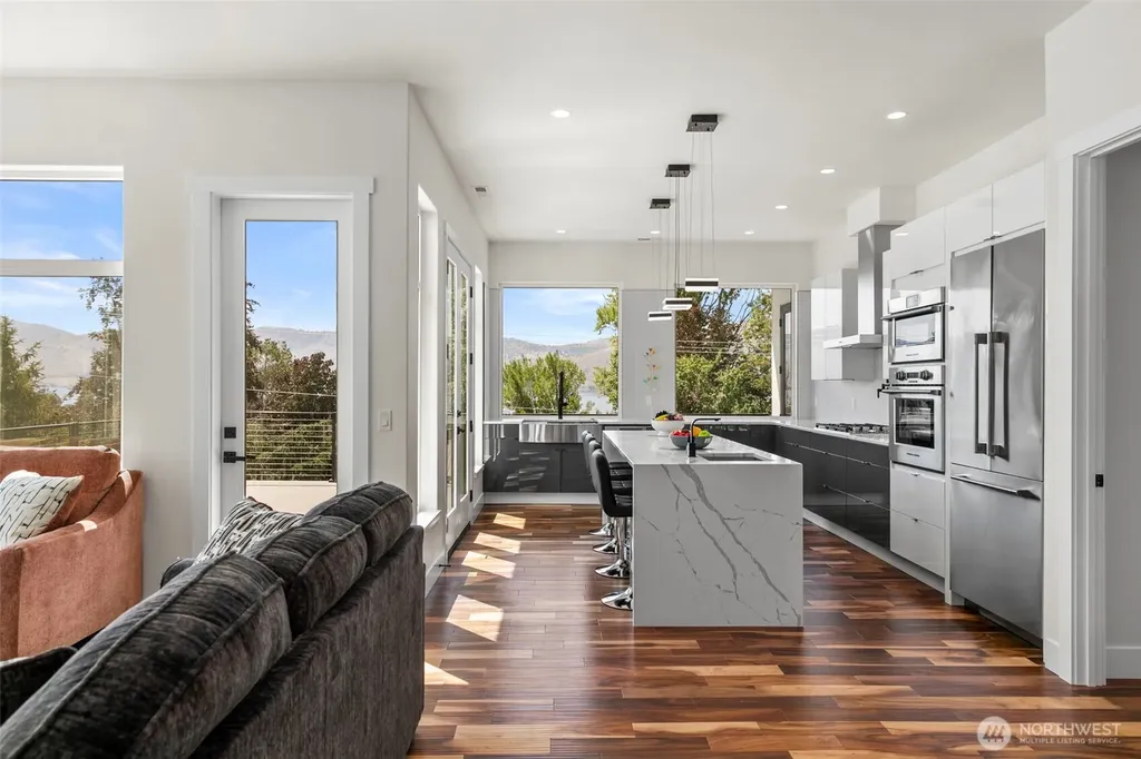 83 Summerset Boulevard Manson WA 98831
