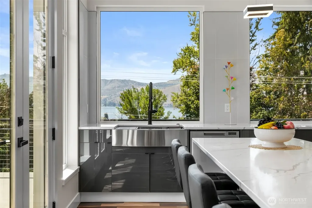 83 Summerset Boulevard Manson WA 98831