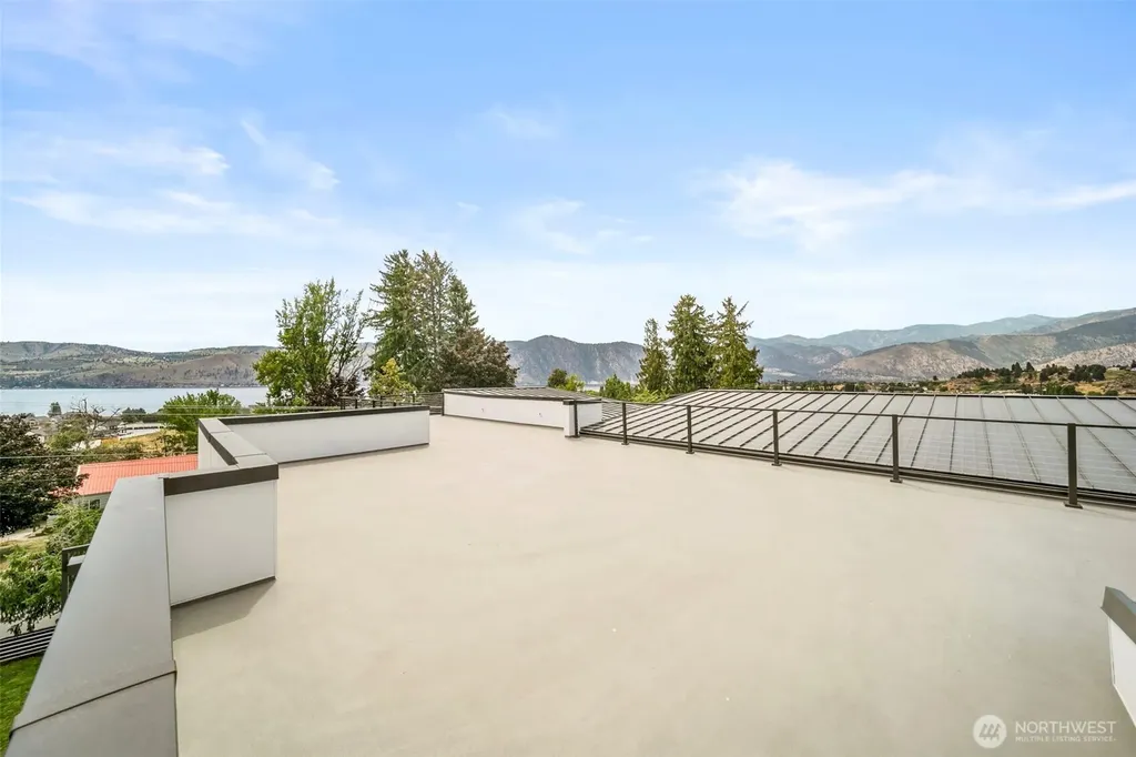 83 Summerset Boulevard Manson WA 98831