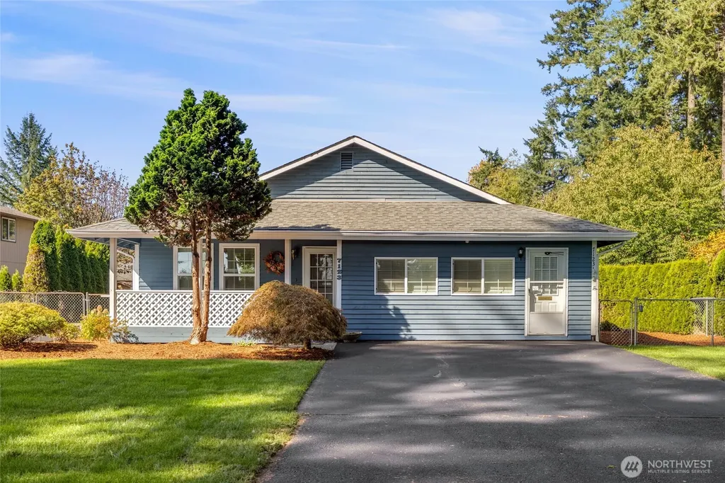 7123 Lakeside Street SW Olympia WA 98512
