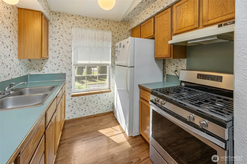 7123 Lakeside Street SW Olympia WA 98512