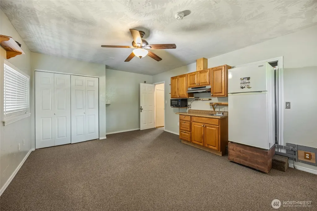 7123 Lakeside Street SW Olympia WA 98512