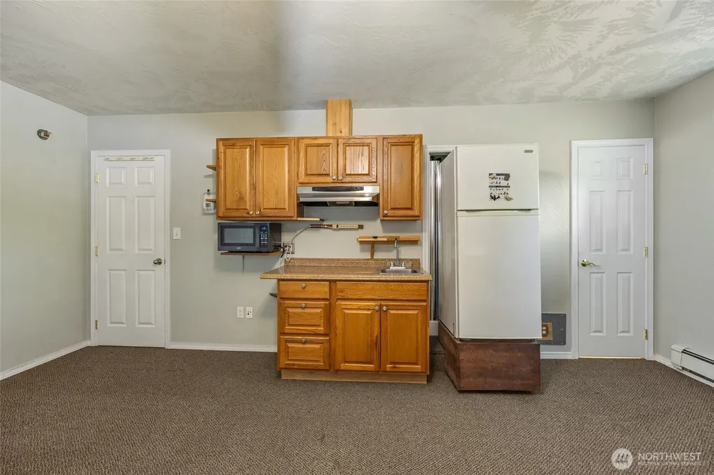 7123 Lakeside Street SW Olympia WA 98512