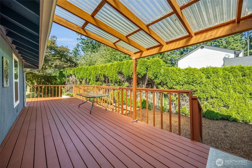 7123 Lakeside Street SW Olympia WA 98512