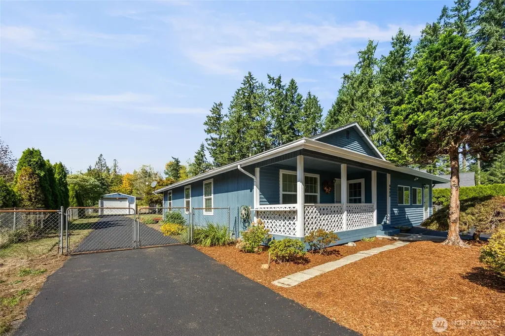 7123 Lakeside Street SW Olympia WA 98512