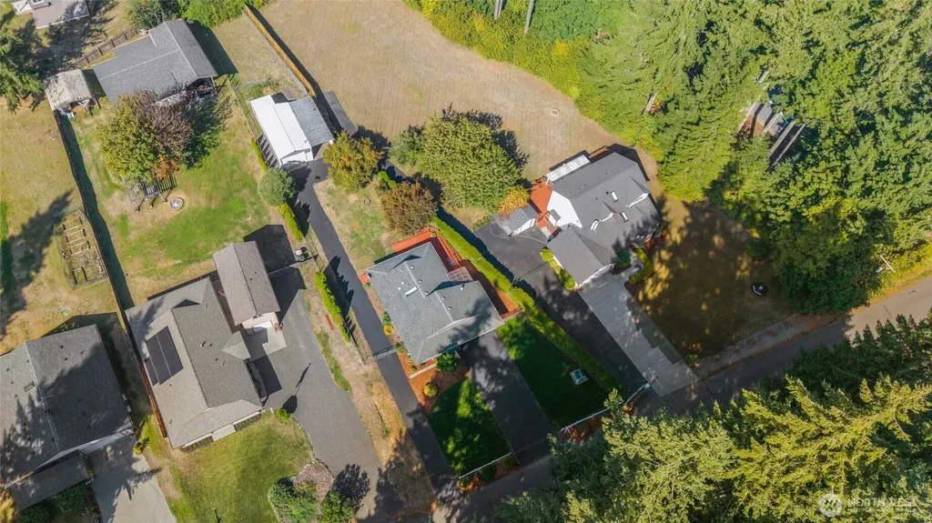 7123 Lakeside Street SW Olympia WA 98512