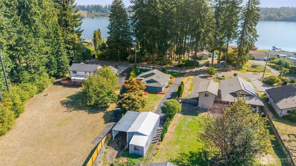 7123 Lakeside Street SW Olympia WA 98512