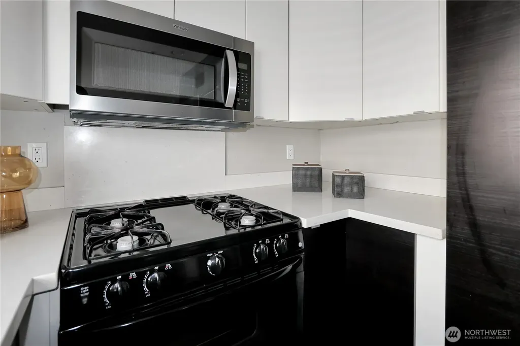 1533 18th Avenue S Seattle WA 98144