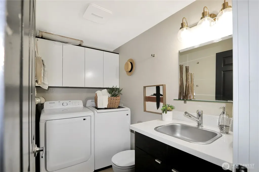 1533 18th Avenue S Seattle WA 98144