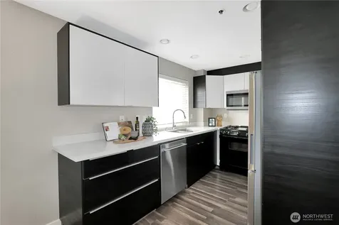 1533 18th Avenue S Seattle WA 98144