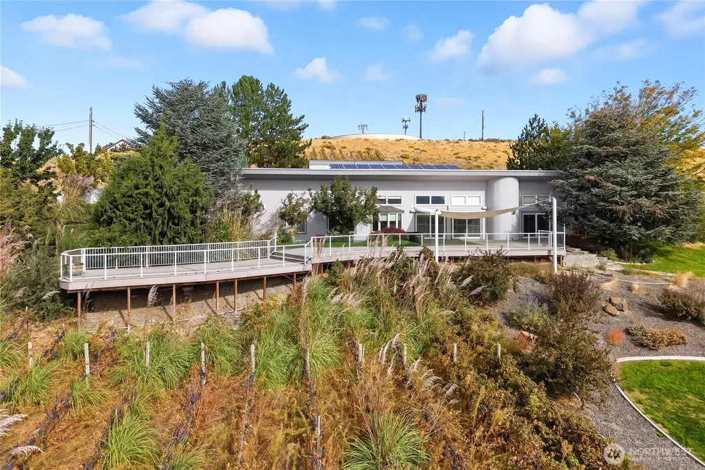 5404 Collins Road West Richland WA 99353