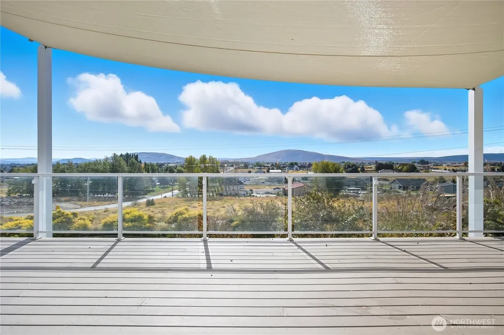 5404 Collins Road West Richland WA 99353