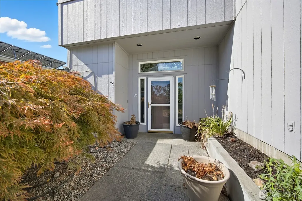 5404 Collins Road West Richland WA 99353