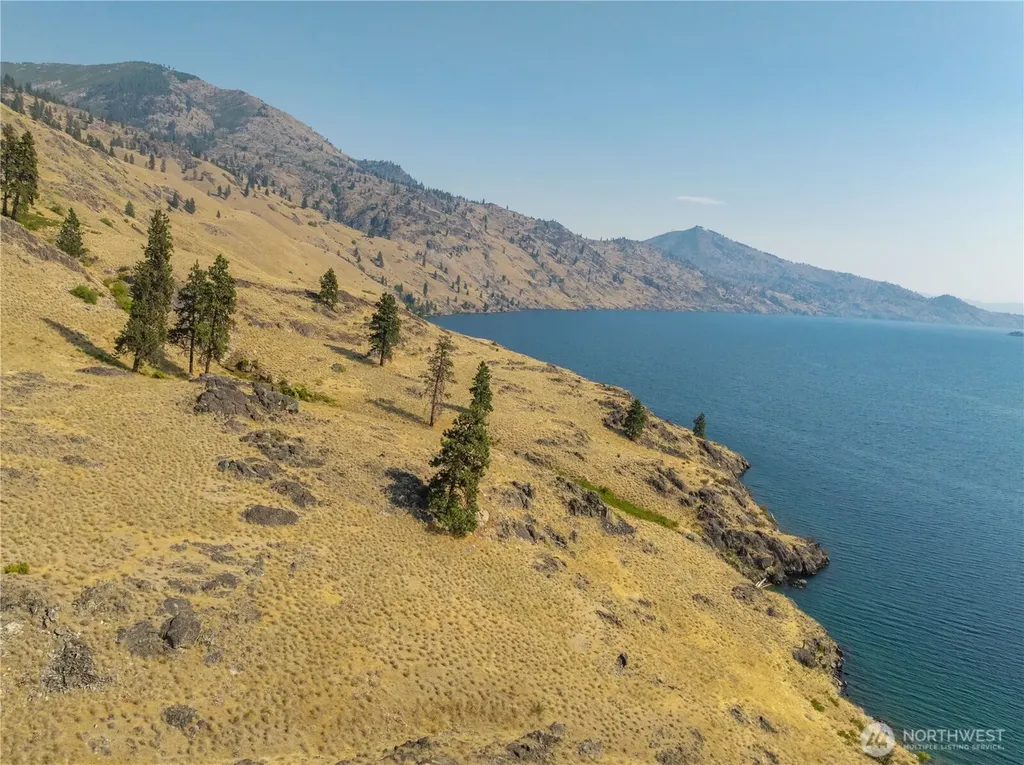 8 N Waterway Manson WA 98831