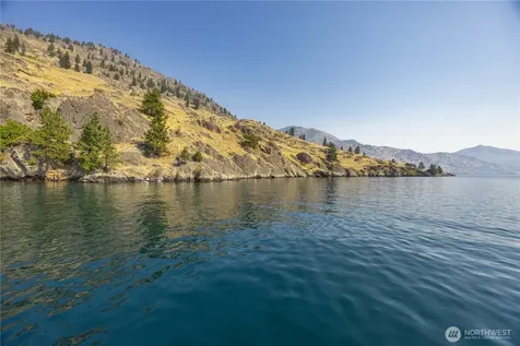 8 N Waterway Manson WA 98831