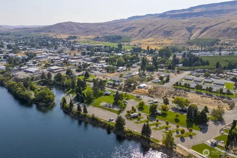 1921 Columbia Boulevard Bridgeport WA 98813