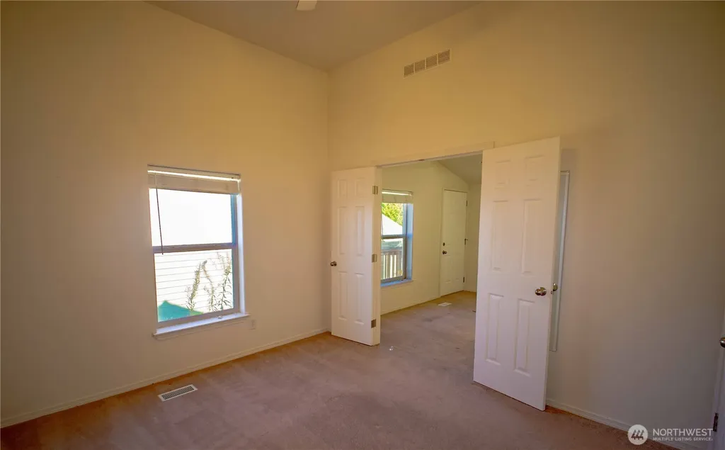 660 Elk Loop Sequim WA 98382