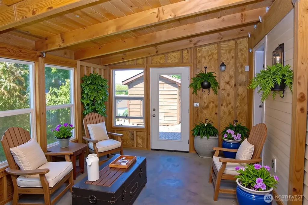 660 Elk Loop Sequim WA 98382