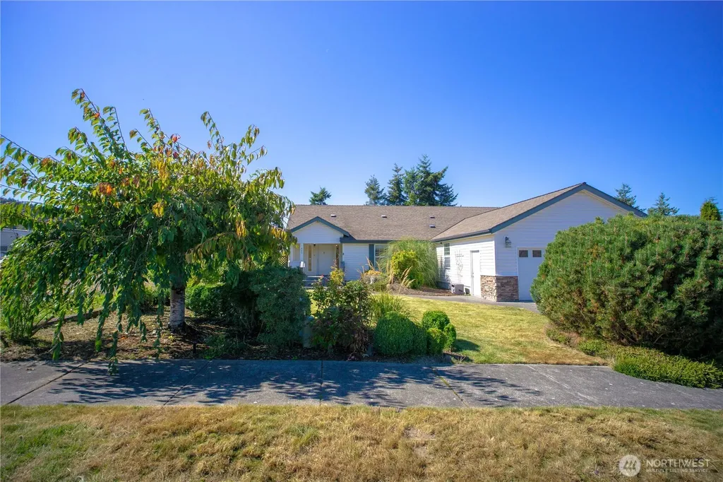660 Elk Loop Sequim WA 98382
