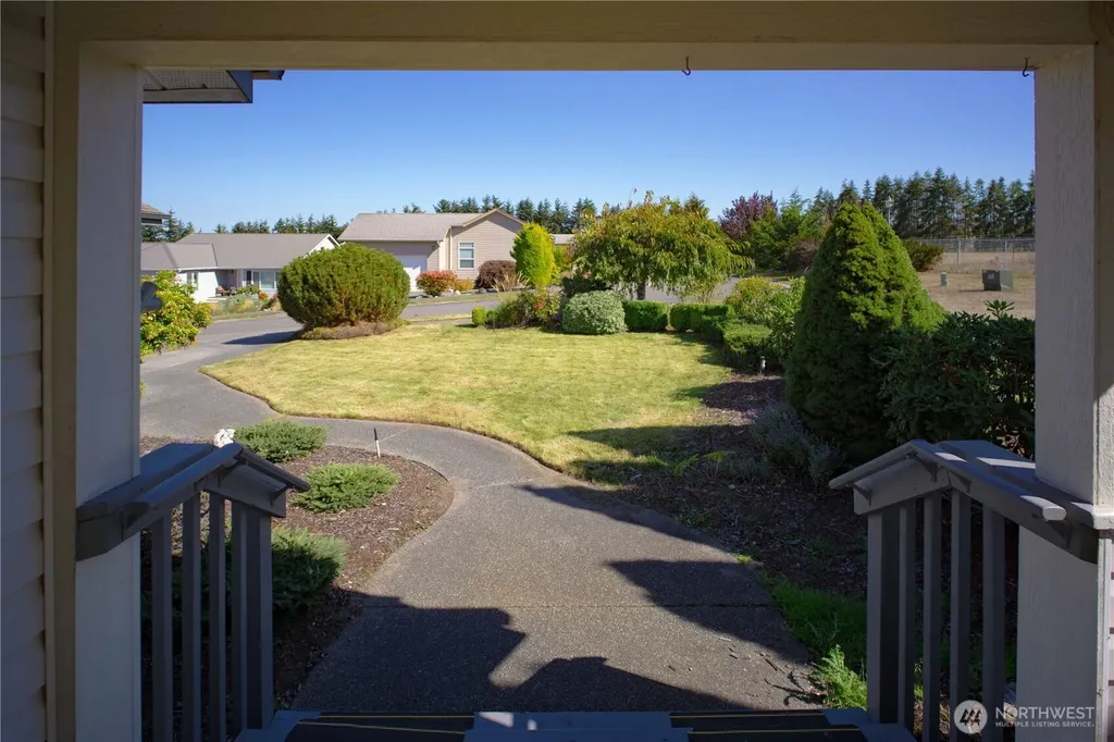 660 Elk Loop Sequim WA 98382