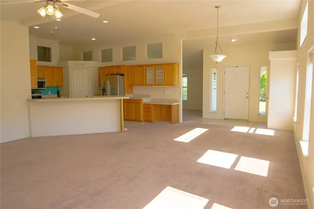 660 Elk Loop Sequim WA 98382