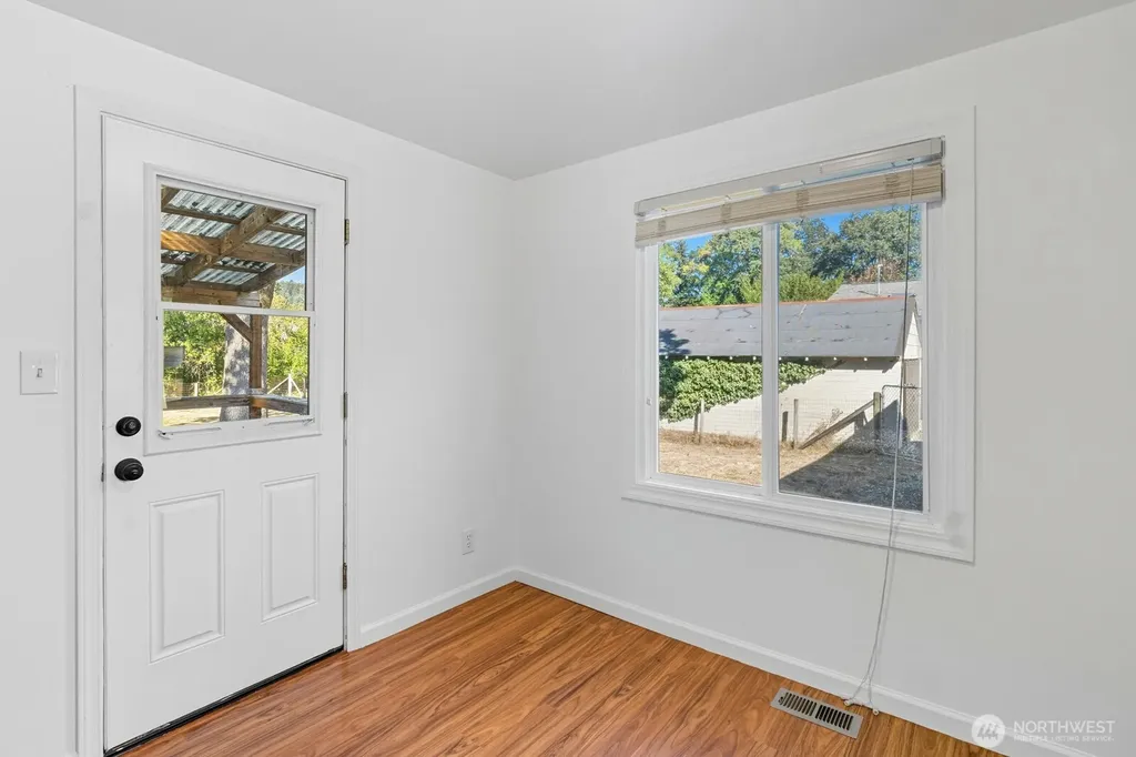 1492 SW Kelly Avenue Chehalis WA 98532