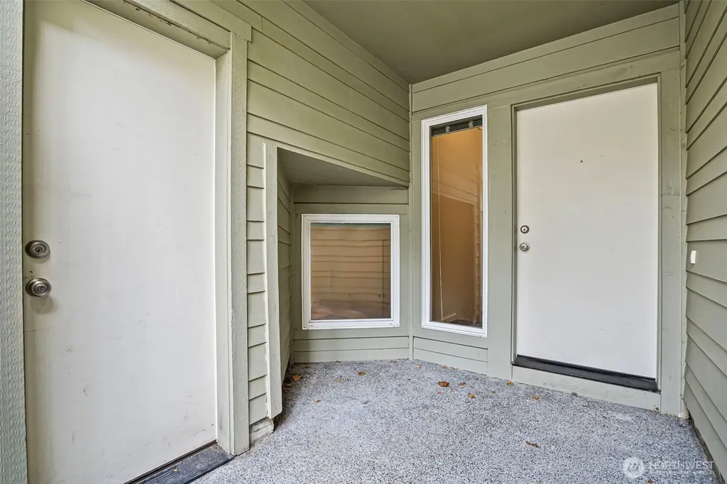 2434 Yakima Court Tacoma WA 98405