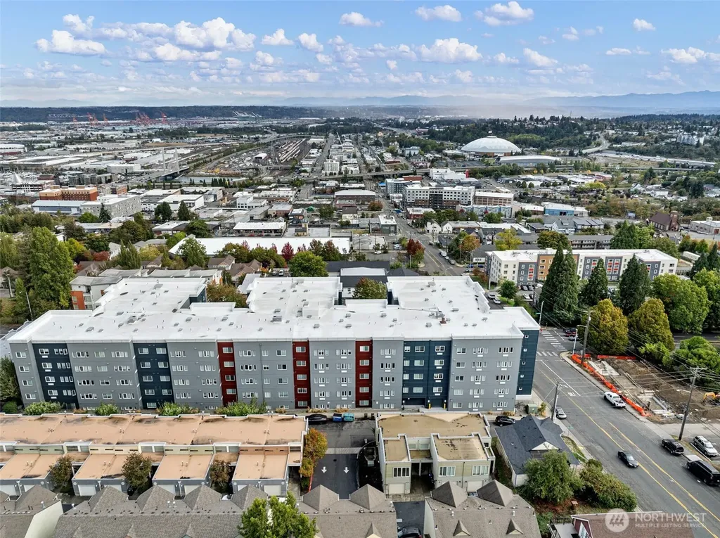2434 Yakima Court Tacoma WA 98405