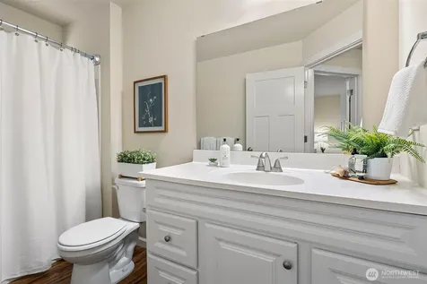 2434 Yakima Court Tacoma WA 98405