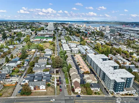 2434 Yakima Court Tacoma WA 98405