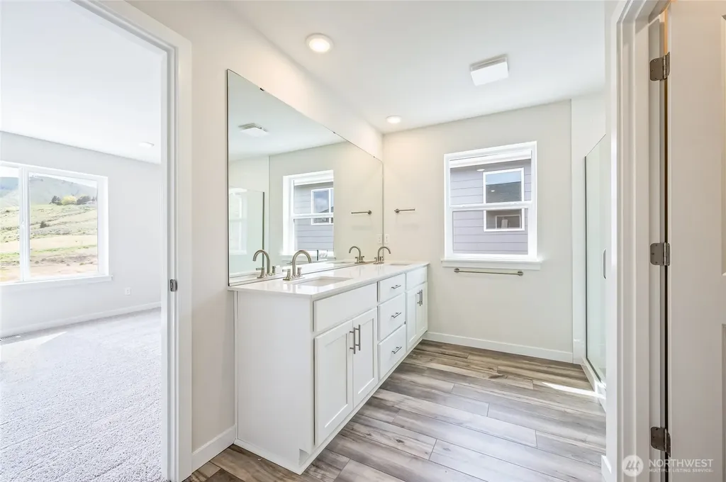 2122 Plumridge Court Wenatchee WA 98801