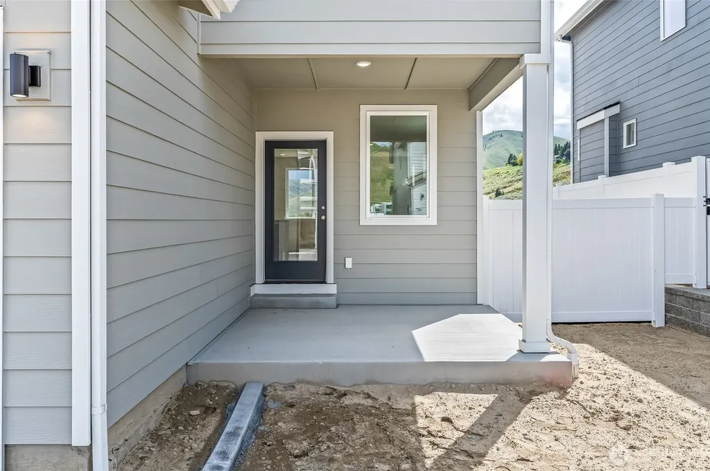 2122 Plumridge Court Wenatchee WA 98801