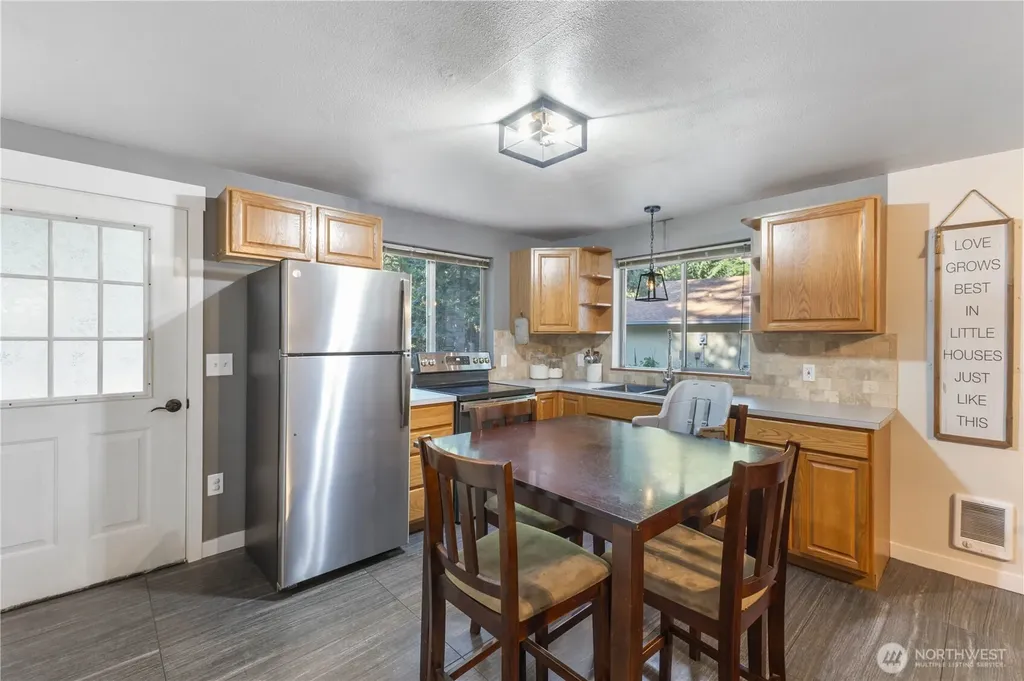 17738 N Beachside Drive SE Yelm WA 98597