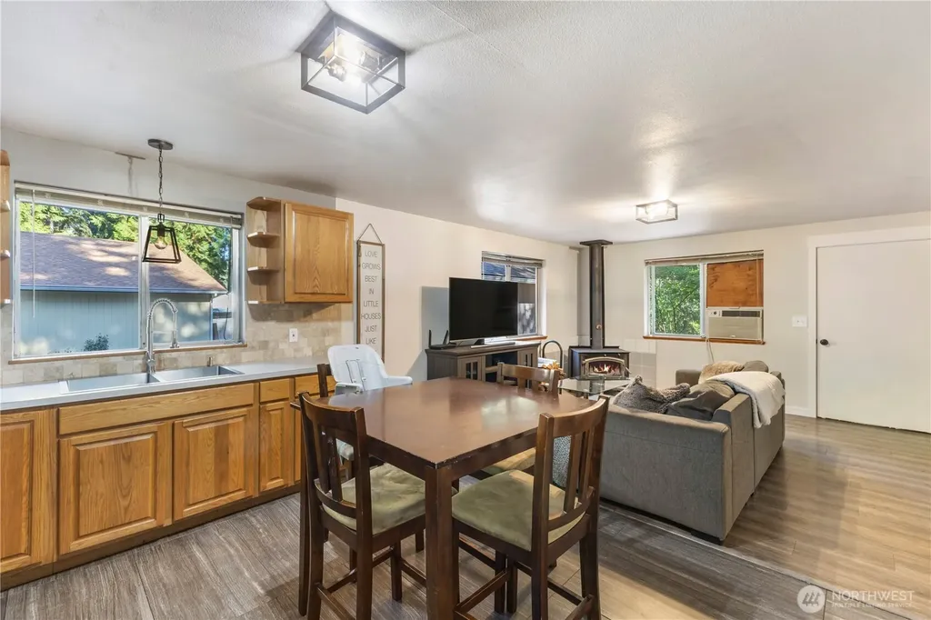 17738 N Beachside Drive SE Yelm WA 98597