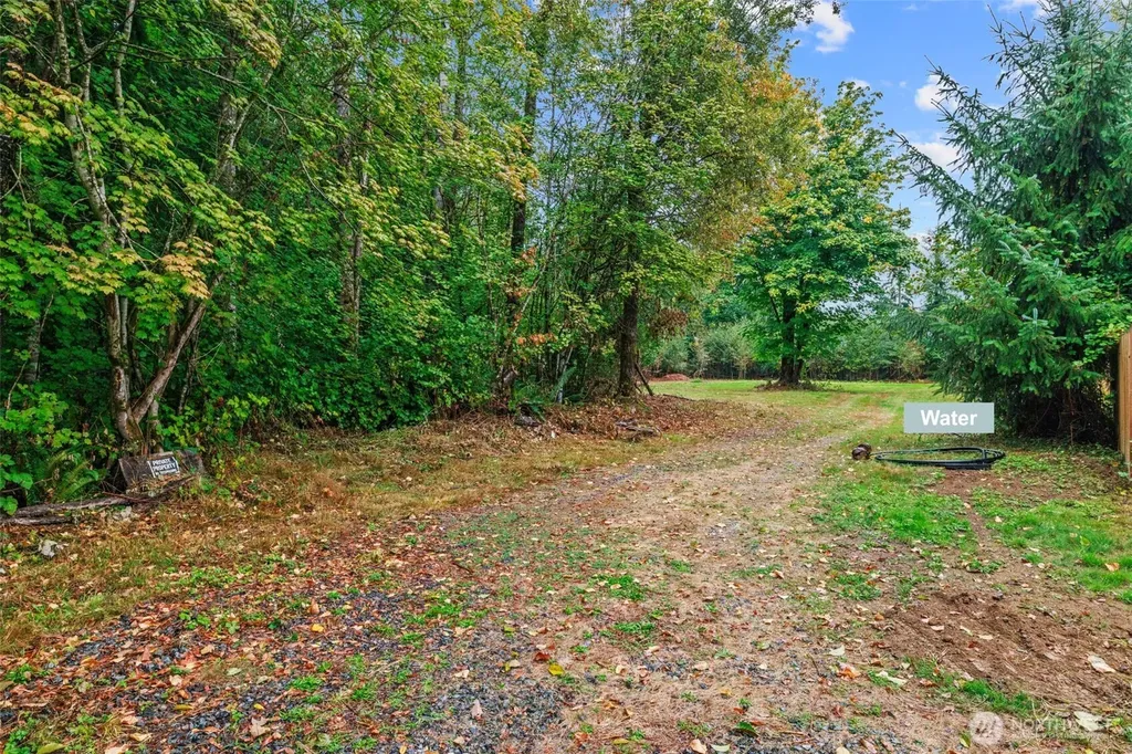 10327 174th Avenue NE Granite Falls WA 98252