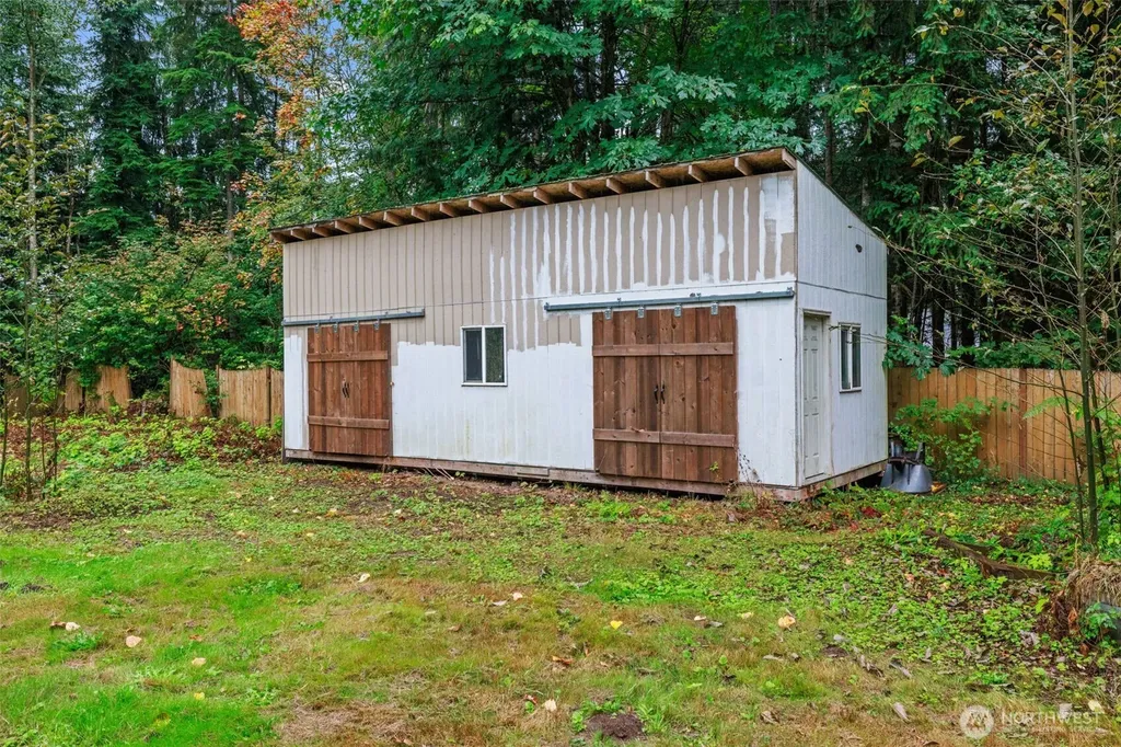 10327 174th Avenue NE Granite Falls WA 98252