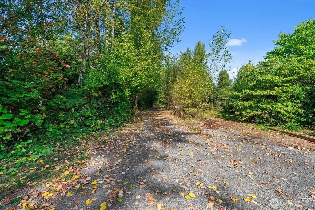 10327 174th Avenue NE Granite Falls WA 98252