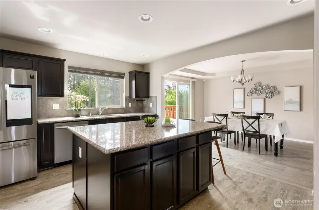 930 Cove View Circle Oak Harbor WA 98277