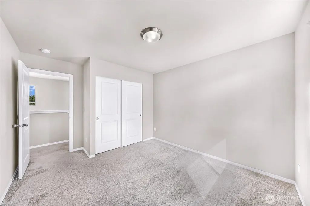 930 Cove View Circle Oak Harbor WA 98277