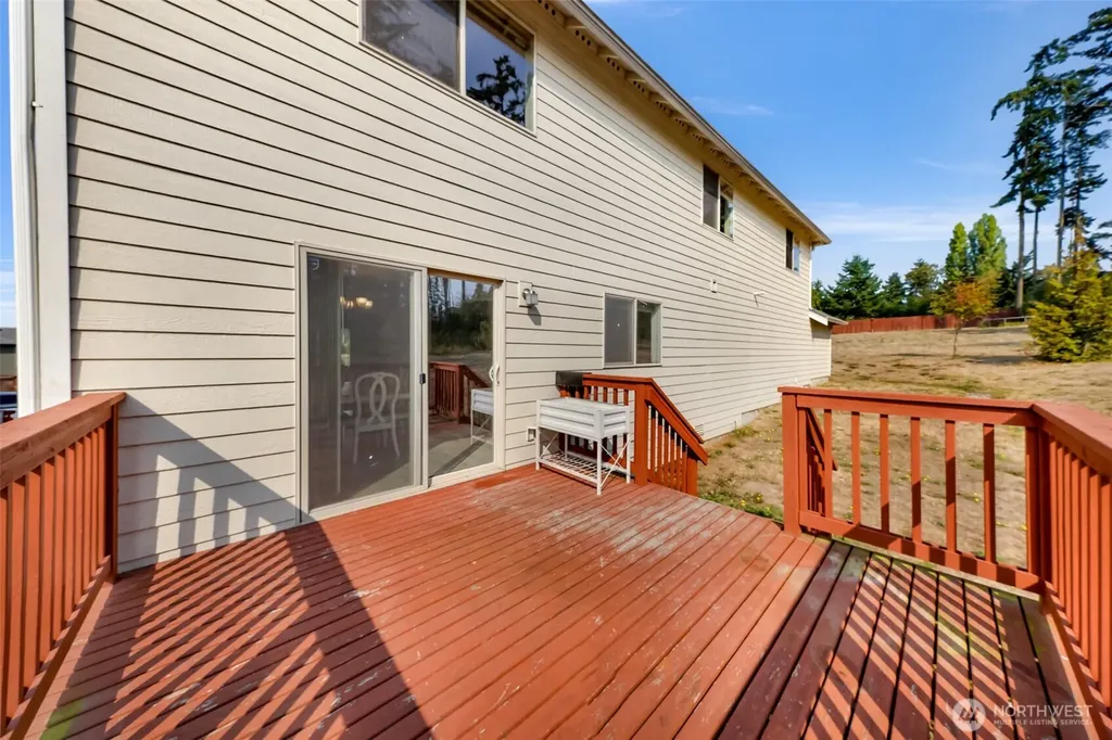 930 Cove View Circle Oak Harbor WA 98277