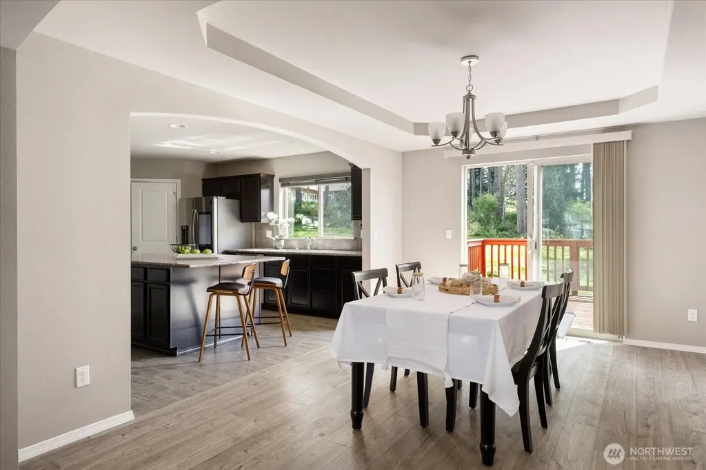 930 Cove View Circle Oak Harbor WA 98277