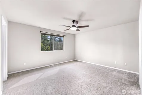 930 Cove View Circle Oak Harbor WA 98277