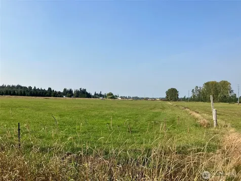 23 156th Street NE Marysville WA 98271